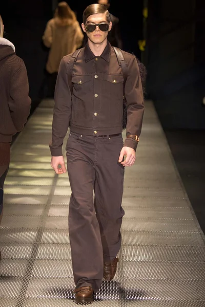 Look 41